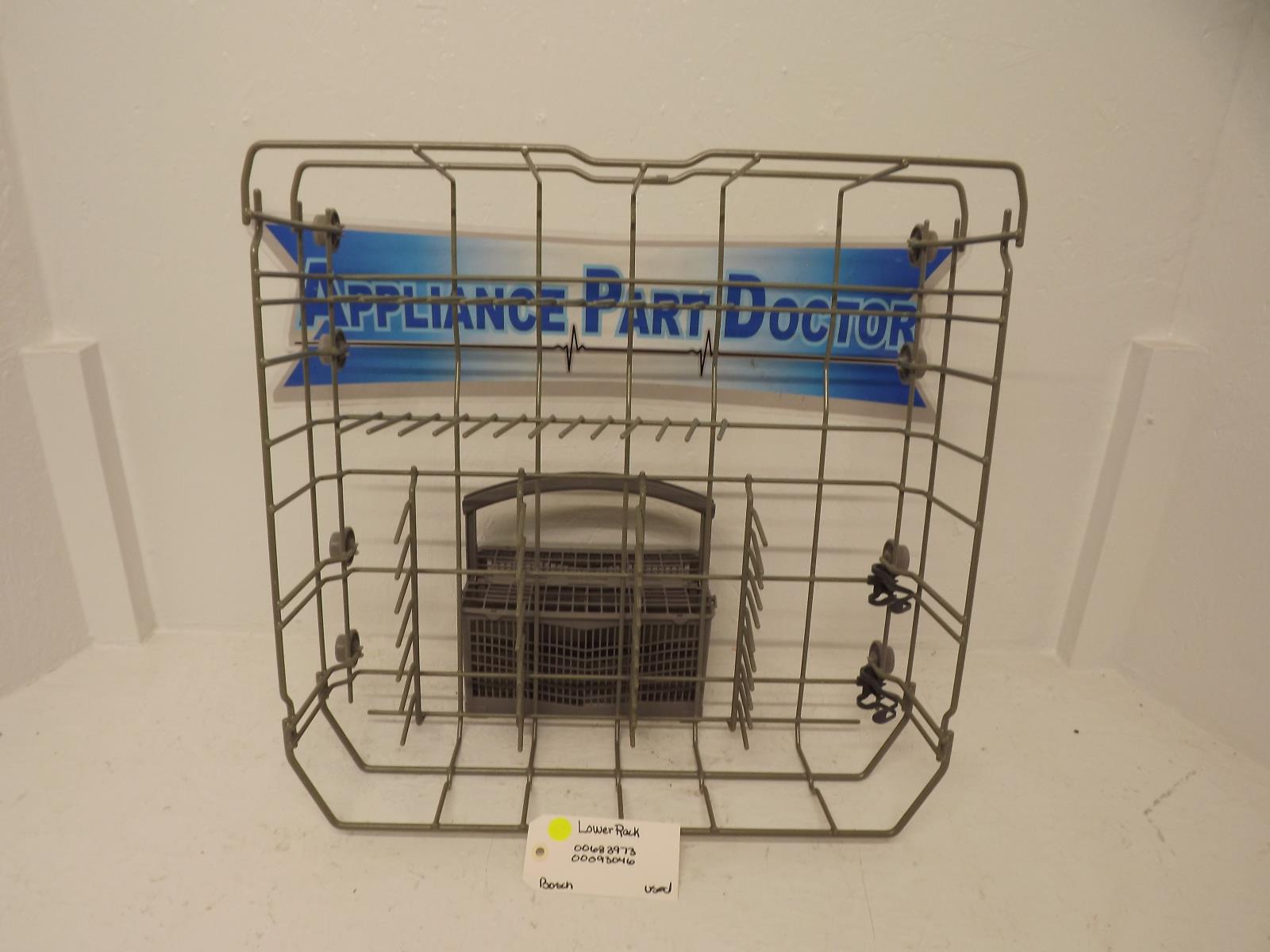 Bosch Dishwasher 00683973 00093046 Lower Rack Used Bosch Dishwasher 00683973 00093046 Lower Rack Used